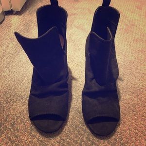 Brash Black Open Toed Heels